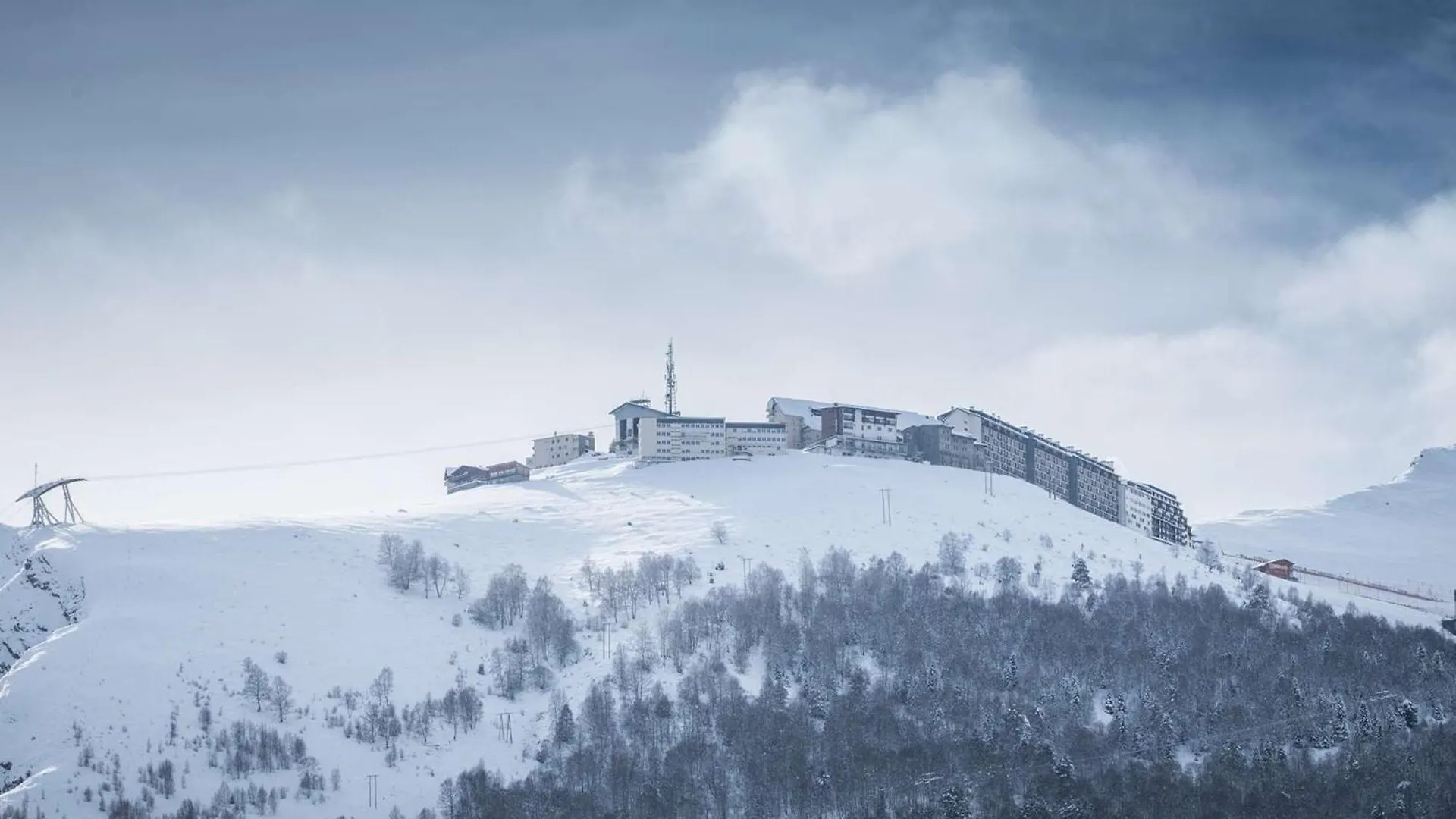 Charmant Appart, Proche Thermes Et Telepherique, Parking Gratuit, Animaux Acceptes - Fr-1-296-445 Saint-Lary-Soulan 0*,  Frankrike