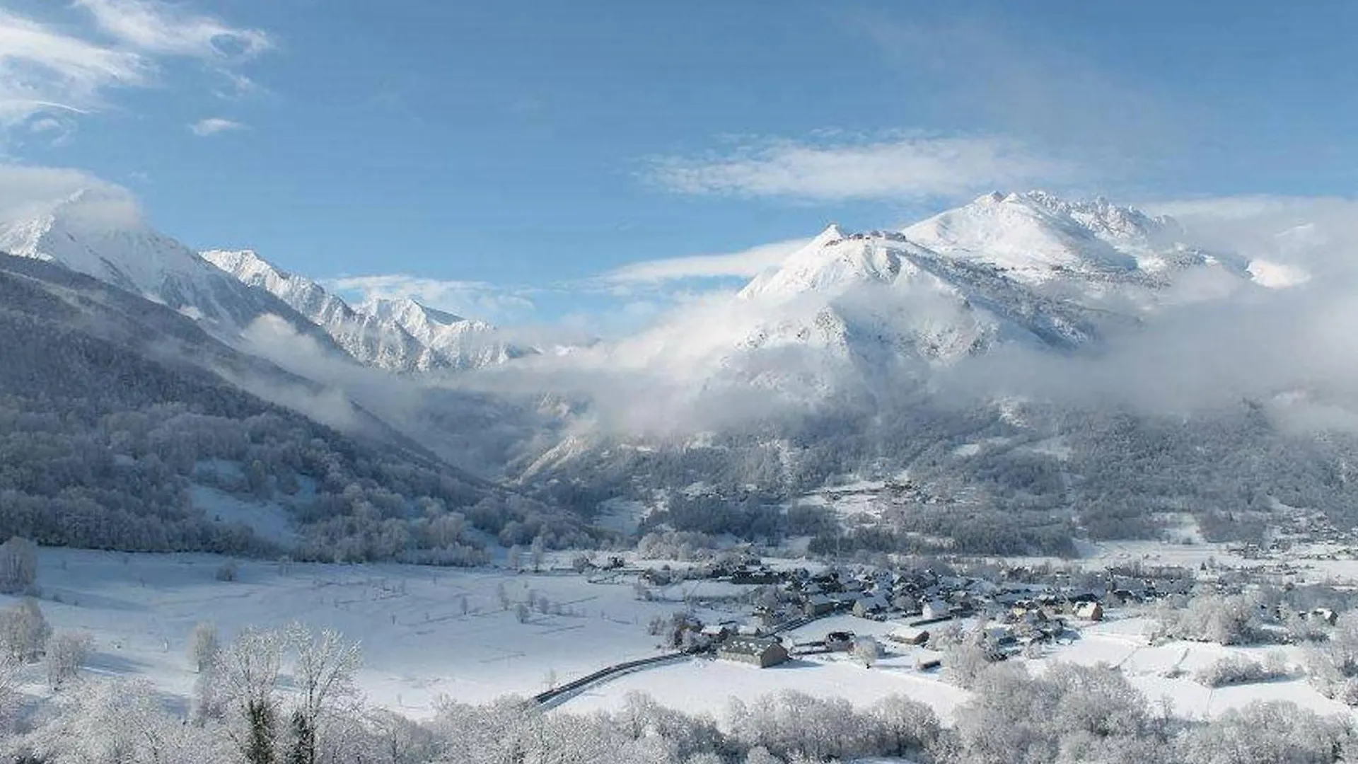 Charmant Appart, Proche Thermes Et Telepherique, Parking Gratuit, Animaux Acceptes - Fr-1-296-445 Saint-Lary-Soulan Lägenhet